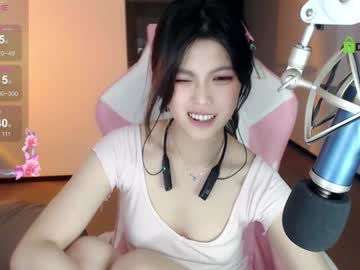 girl
        akina520 cam image #4722798