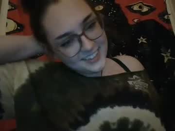 girl
        queensquirtfreak cam image #2793355