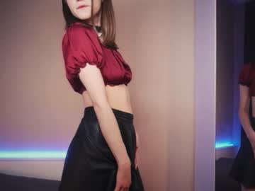 girl
        miss_sweetdream cam image #214000