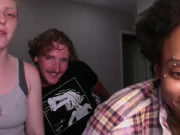 couple
        slainblair cam image #4654055