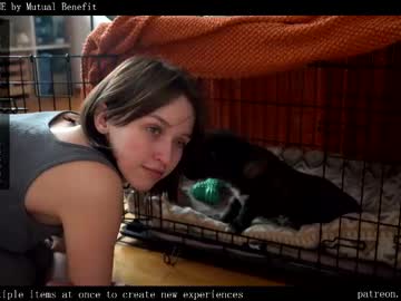 girl
        ms_dira cam image #6508026