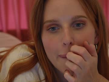 girl
        ellaa91 cam image #4701020