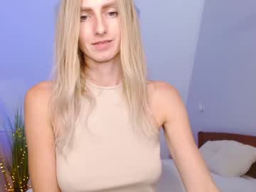girl
        kittyca1_love cam image #2400258