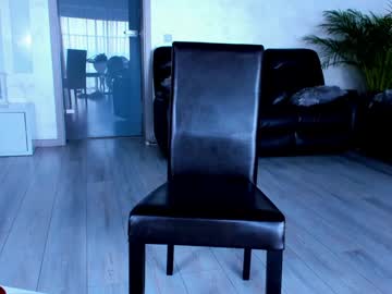 girl
        ingridblondy94 cam image #4950338