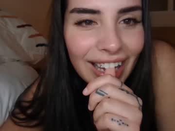 girl
        chloekittenuk cam image #3911520