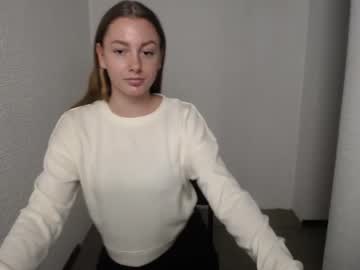 girl Nude Cam Girls Playing Games with just_lola_