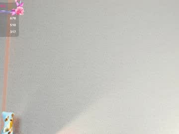 girl
        mia_sea_ cam image #5762765