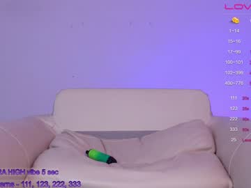 girl
        sapphirealice cam image #1060704