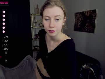 girl
        sandywillis cam image #578607