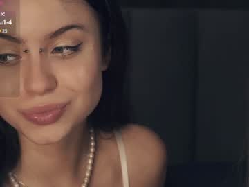 couple
        vivid_girls cam image #5347913