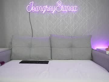girl
        jeangreybianca cam image #6017473