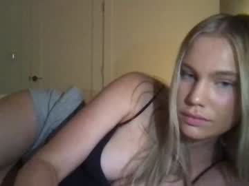 girl
        alexishemsworth cam image #3274818