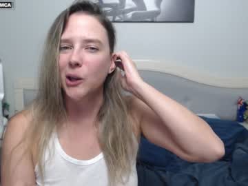 girl
        bluexstacey cam image #3921661