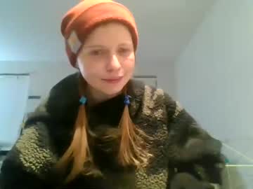girl
        nutttrition cam image #999725