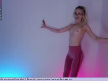 girl
        girl_i_am cam image #196994
