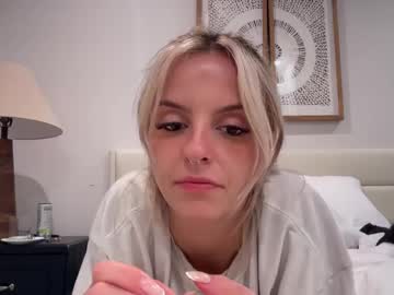 girl Nude Cam Girls Playing Games with ashleypelosi
