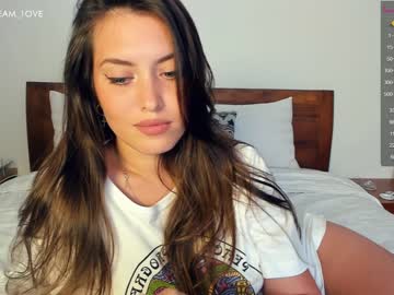 girl
        elenalooove cam image #196213
