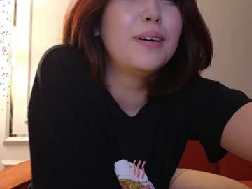 girl
        kimi_kay cam image #4814384