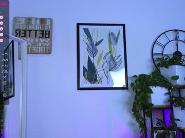 girl
        elizabeth__gray cam image #1955746