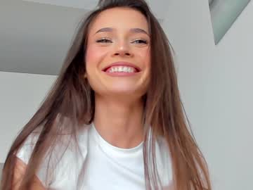 girl
        isia_slay cam image #1911646