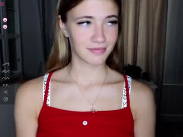 girl
        cute_fox_girl cam image #4683516