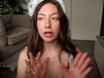 girl
        ronny_ponny cam image #2169591
