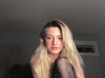 girl
        nicholexoxo23 cam image #1140997