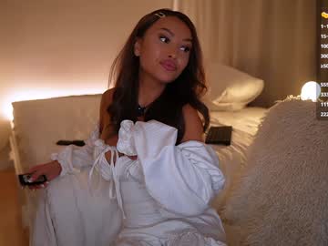 girl
        im_milla cam image #6057567