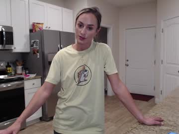 girl
        holihurricane cam image #6586733