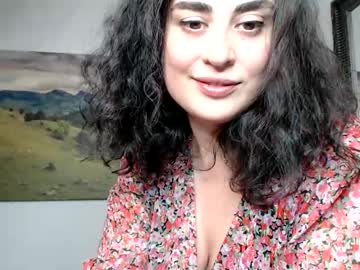 girl
        naturopathicrn cam image #4952370