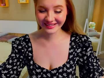 girl
        oliviabr0wn cam image #4481986