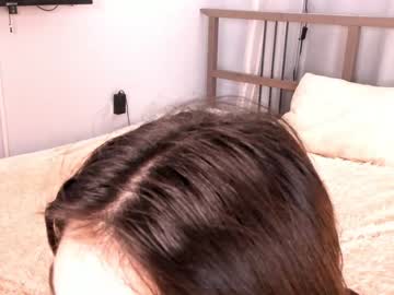 girl
        maliatorre cam image #2303567