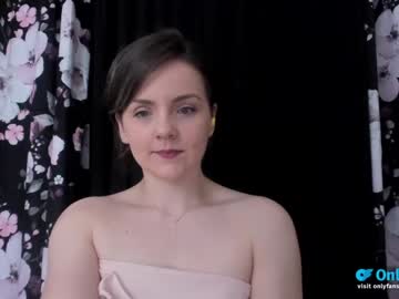 girl
        tiffanyriox cam image #558220