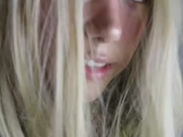 girl
        wendy_daniela cam image #3983166