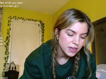 girl
        skybella_ cam image #6539855
