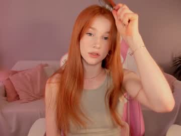 girl
        leahsthetics cam image #4424228