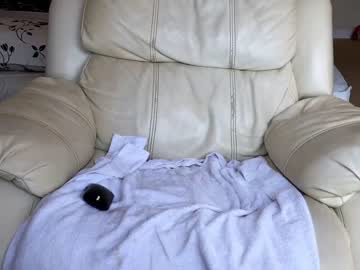 girl
        mandy138 cam image #1523790