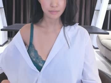 girl
        hinakura_lim cam image #1756168