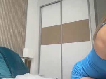couple
        thewestwingxxx cam image #3881377