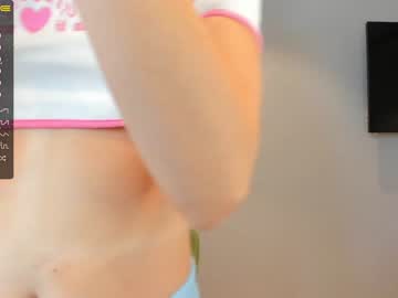 girl
        carolynsveronica cam image #2205522