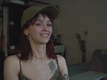 girl
        diruriru cam image #4212045
