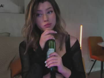 girl
        _austra1ia cam image #3620725