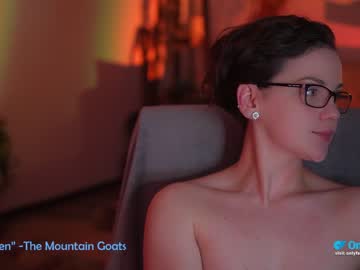 girl
        tiffanyriox cam image #4157774