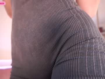 girl
        mariannacruzz cam image #3493875