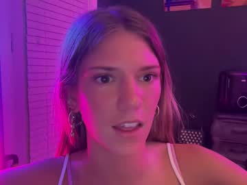 girl
        oliviahansleyy cam image #5114630