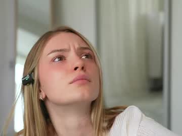 girl
        cyberheart_ cam image #6524006