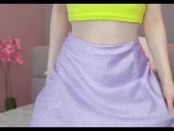 girl
        mona_elisa cam image #2514825