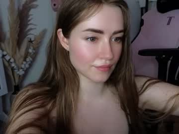 girl
        strawberryjamx cam image #1800773