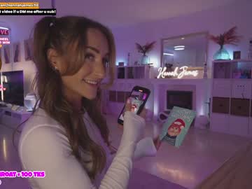 girl
        hannahjames710 cam image #3322005