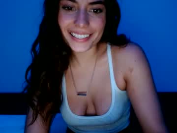 girl
        breezy6908 cam image #75034